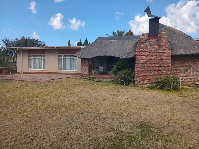 3 Bedroom Property for Sale in Fichardt Park Free State